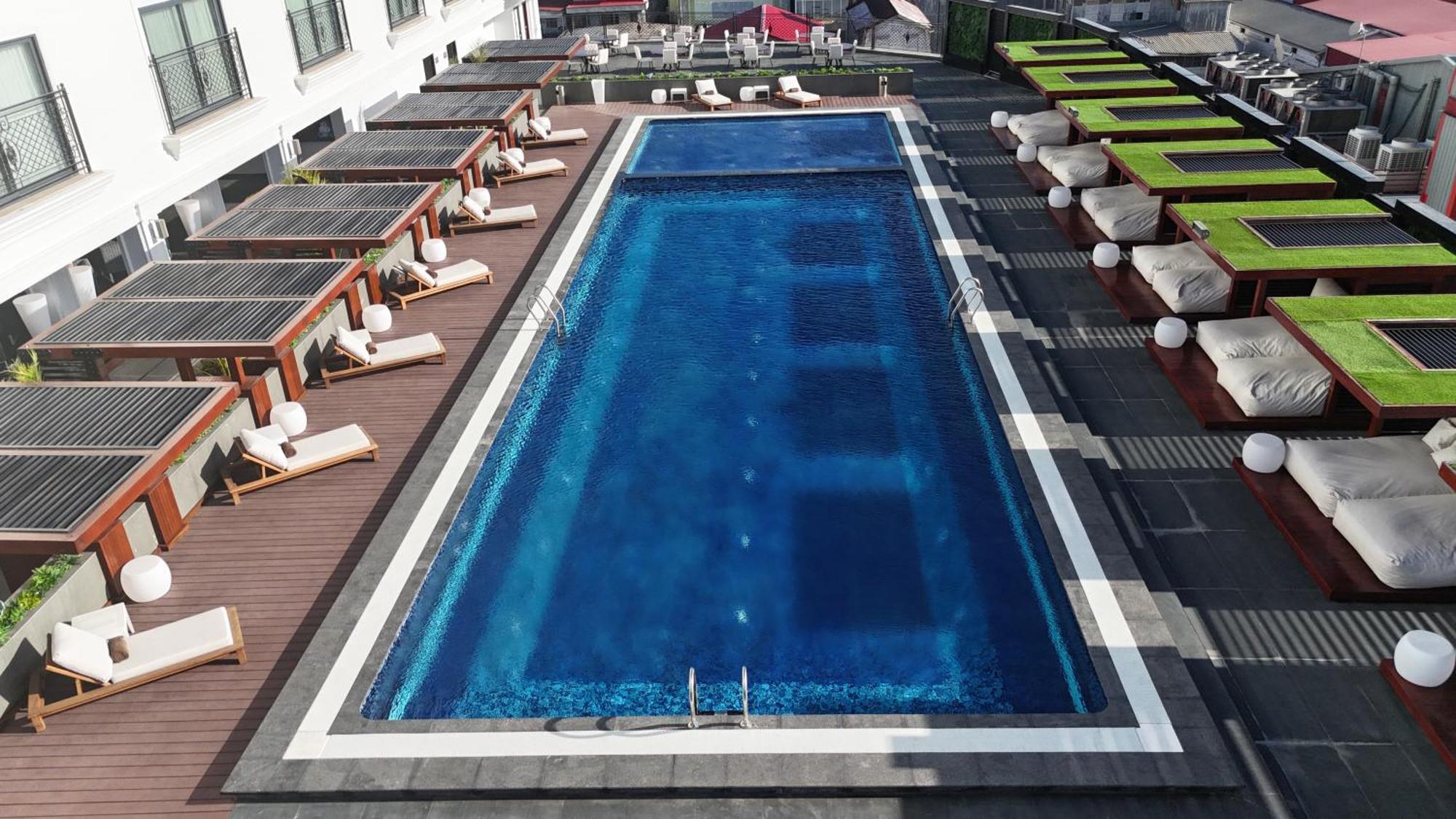 Yogh Hospitality Hotel Парамарибо Екстериор снимка