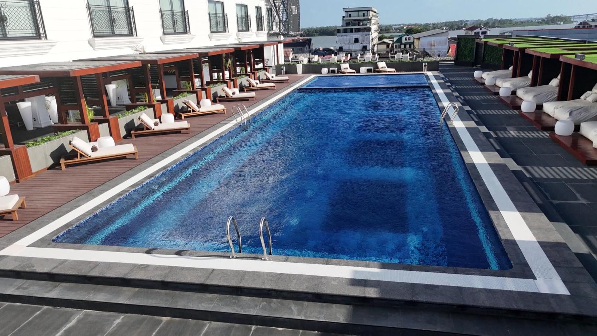 Yogh Hospitality Hotel Парамарибо Екстериор снимка